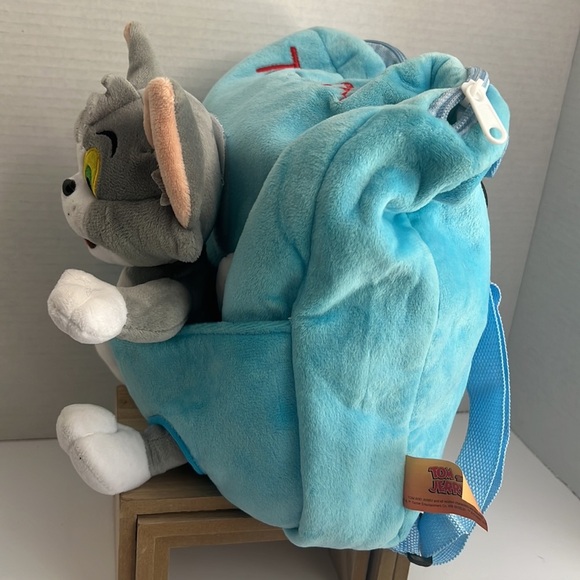 Tom and Jerry velvet soft kids plush backpack for any occasion. Detachable Tom - Picture 9 of 17